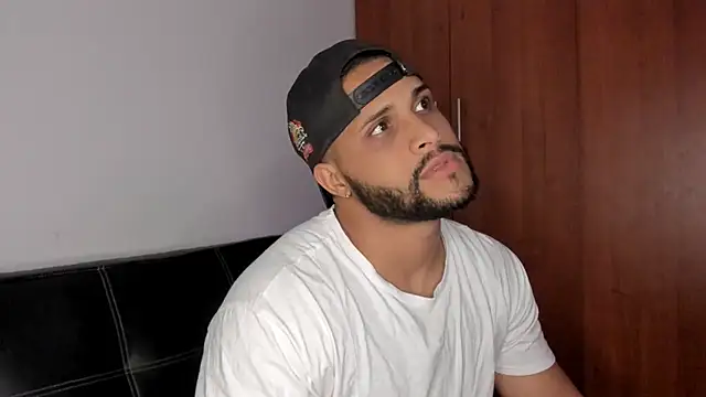 Pier Simons online show from 11/06/25, 07:42