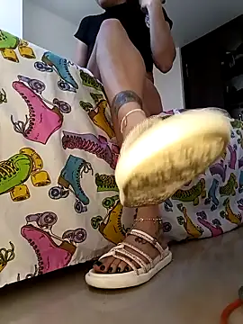 Snapshot of Ammberly__Adam23 chatting on 11/13/25, 12:15 Ammberly Adam23 online show from 11/13/25, 12:15