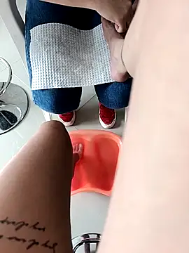 Snapshot of Ammberly__Adam23 chatting on 11/23/25, 07:24 Ammberly Adam23 online show from 11/23/25, 07:24