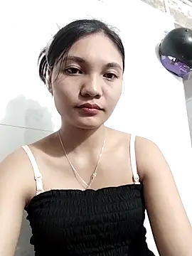 Snapshot of Duyen02 chatting on 09/18/25, 05:26 Duyen02 online show from 09/18/25, 05:26