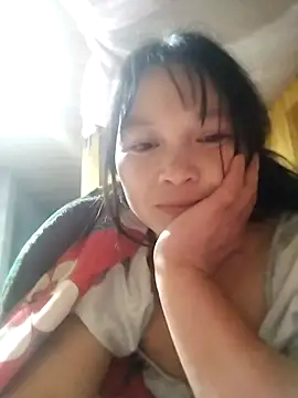 Snapshot of Tiyir597 chatting on 02/08/26, 04:10 Tiyir597 online show from 02/08/26, 04:10