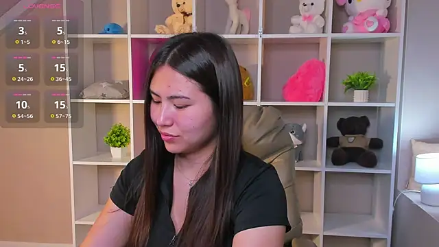 Megan Williamms online show from 09/12/25, 08:25