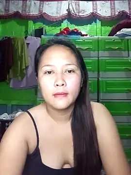 pretty me092121 online show from 12/17/25, 04:46