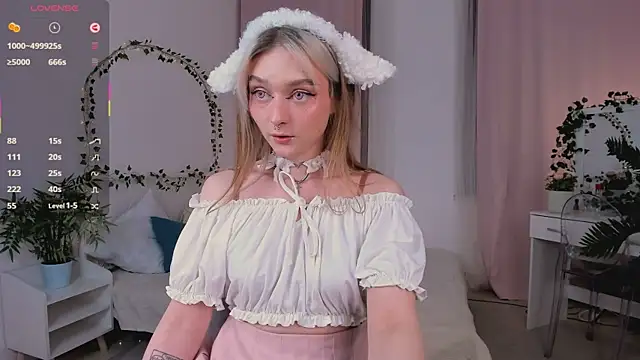 May Bleach online show from 10/04/25, 09:35