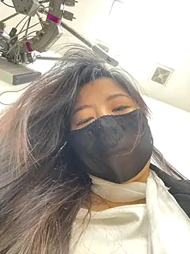 xiao-mo520 online show from 11/03/25, 12:17