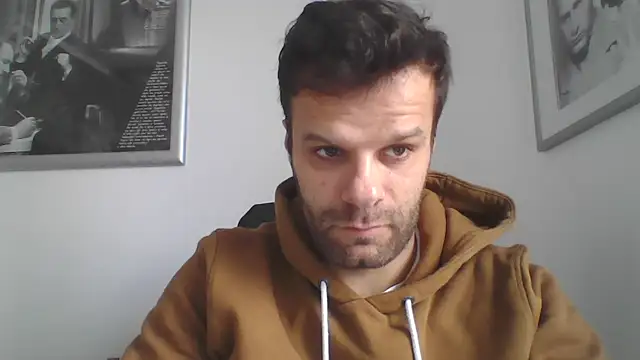 Snapshot of FROCETTO93 chatting on 11/21/25, 07:29 FROCETTO93 online show from 11/21/25, 07:29