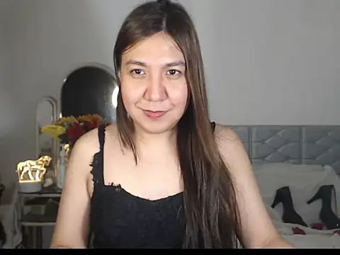 Snapshot of stellahugeX chatting on 11/16/25, 03:56 stellahugeX online show from 11/16/25, 03:56