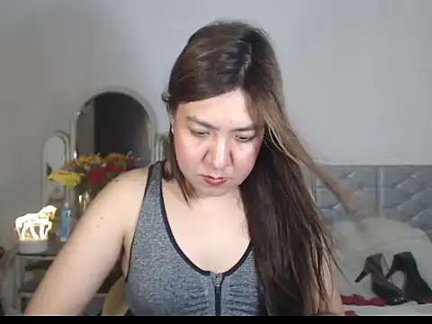 Snapshot of stellahugeX chatting on 11/30/25, 09:13 stellahugeX online show from 11/30/25, 09:13