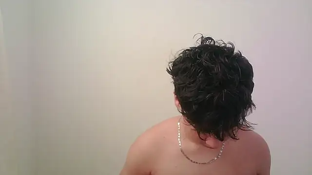 Snapshot of zeus_181 chatting on 11/10/25, 01:21 zeus 181 online show from 11/10/25, 01:21