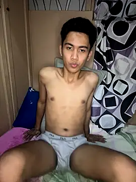 Demure Asian143 online show from 09/24/25, 11:13