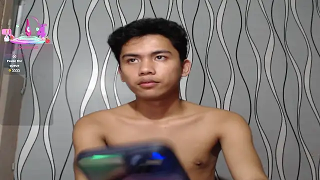 Snapshot of Demure_Asian143 chatting on 11/18/25, 08:13 Demure Asian143 online show from 11/18/25, 08:13