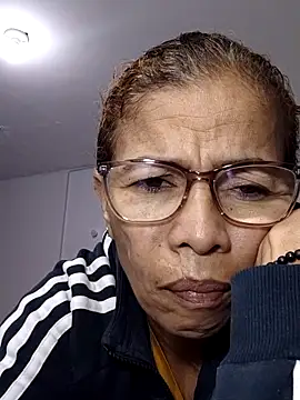 Snapshot of Merybeks chatting on 02/02/26, 10:36 Merybeks online show from 02/02/26, 10:36