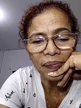 Snapshot of Merybeks chatting on 02/23/26, 10:34 Merybeks online show from 02/23/26, 10:34