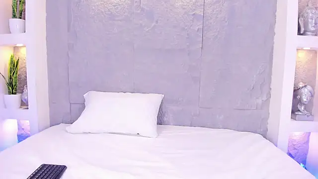 LovelyEyesx online show from 05/28/26, 05:21