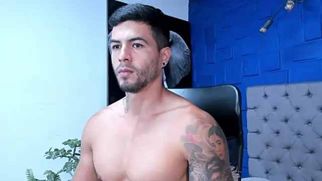 andres-clark92 online show from 11/17/25, 08:25