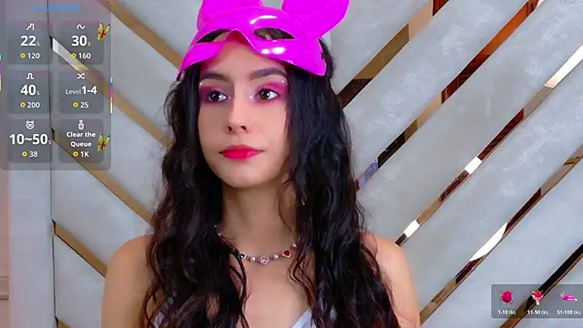 Snapshot of Sarah-Grace chatting on 10/28/25, 03:21 Sarah-Grace online show from 10/28/25, 03:21