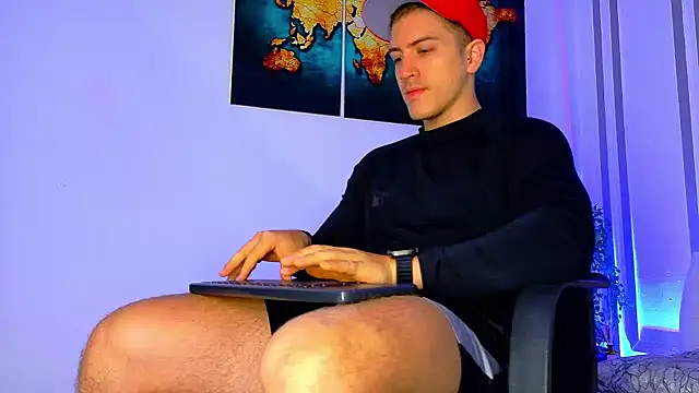 Snapshot of ALANNFERRER chatting on 11/21/25, 10:36 ALANNFERRER online show from 11/21/25, 10:36