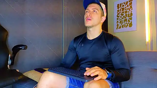 ALANNFERRER online show from 07/03/26, 10:21