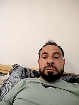 Snapshot of mykelem chatting on 05/18/26, 07:31 mykelem online show from 05/18/26, 07:31