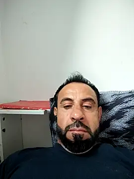 Snapshot of mykelem chatting on 07/11/26, 06:43 mykelem online show from 07/11/26, 06:43