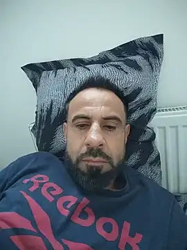 Snapshot of mykelem chatting on 07/31/26, 05:45 mykelem online show from 07/31/26, 05:45