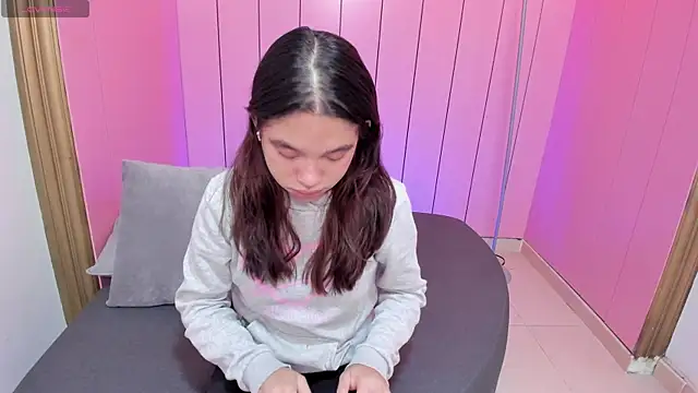 Laurent Scott  online show from 09/26/25, 12:09