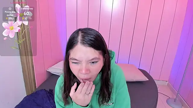 Laurent Scott  online show from 10/10/25, 11:42