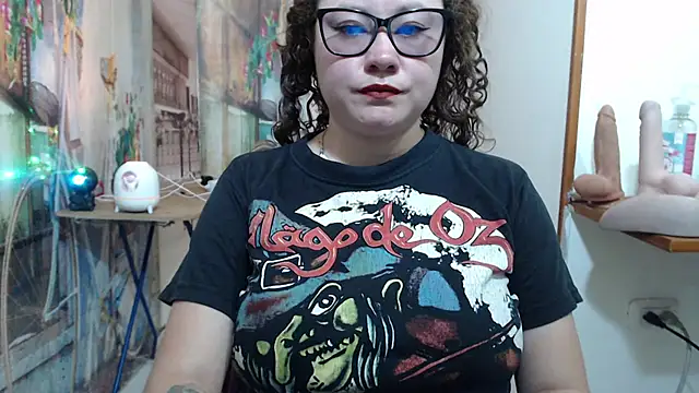Snapshot of greeneyes_nurse chatting on 02/10/26, 06:56 greeneyes nurse online show from 02/10/26, 06:56