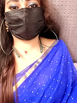 Snapshot of Cutie_nila26 chatting on 10/01/25, 05:02 Cutie nila26 online show from 10/01/25, 05:02