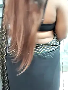 Snapshot of Cutie_nila26 chatting on 10/02/25, 05:58 Cutie nila26 online show from 10/02/25, 05:58