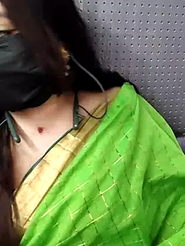 Snapshot of Cutie_nila26 chatting on 11/22/25, 06:12 Cutie nila26 online show from 11/22/25, 06:12