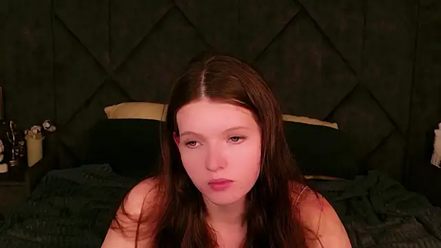 Gaby Essen online show from 11/22/25, 08:41