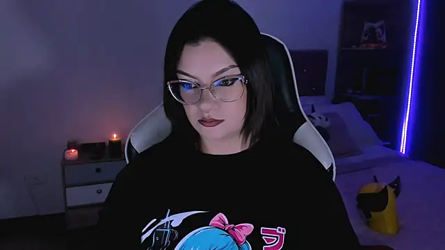 OphelianaRose33 online show from 09/20/25, 09:49