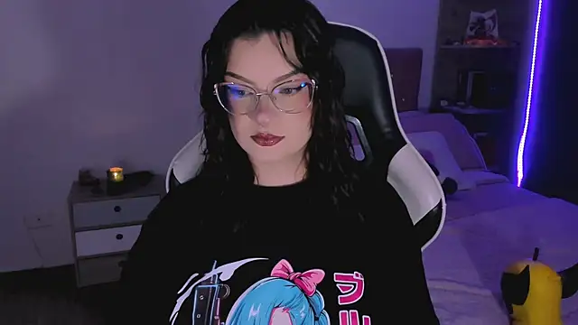 OphelianaRose33 online show from 09/27/25, 10:04