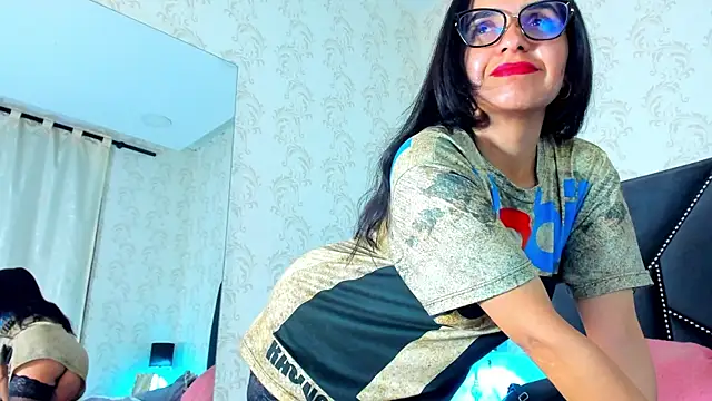 Snapshot of white_leti chatting on 11/08/25, 10:30 white leti online show from 11/08/25, 10:30