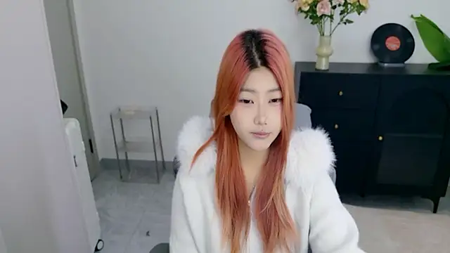 xiaouli online show from 10/31/25, 02:56