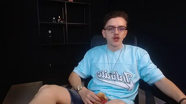 FelixStarkk online show from 06/11/26, 04:32