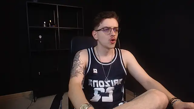 FelixStarkk online show from 06/28/26, 05:13