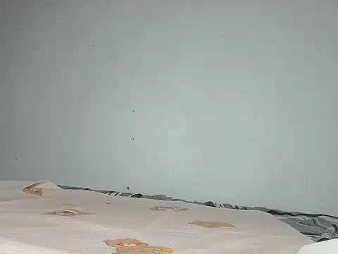 Snapshot of Zuuumon chatting on 10/08/25, 11:19 Zuuumon online show from 10/08/25, 11:19