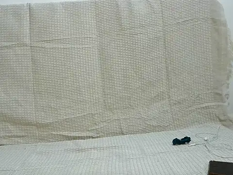 Zuuumon online show from 10/30/25, 02:07