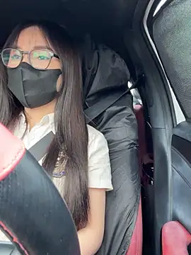 Linh 2004 online show from 09/22/25, 05:31