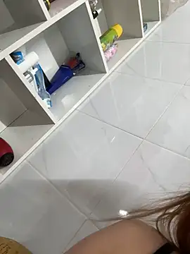 -Linaa- online show from 09/16/25, 12:22