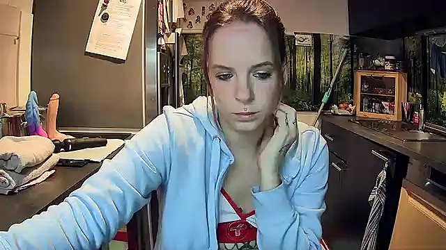 Snapshot of SexyMilf_37 chatting on 11/07/25, 09:04 SexyMilf 37 online show from 11/07/25, 09:04