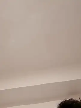 Snapshot of PopaOctavian chatting on 10/10/25, 09:25 PopaOctavian online show from 10/10/25, 09:25