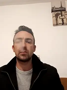 Snapshot of PopaOctavian chatting on 10/16/25, 10:11 PopaOctavian online show from 10/16/25, 10:11