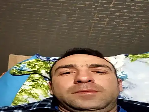 Snapshot of PopaOctavian chatting on 12/04/25, 10:07 PopaOctavian online show from 12/04/25, 10:07