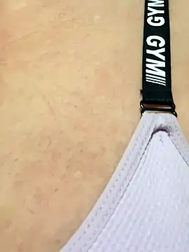 TriumphLove online show from 10/17/25, 07:33