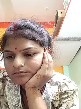 Hot mirchjii online show from 11/08/25, 07:30