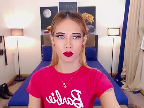 Snapshot of PreciousAmore chatting on 12/15/25, 10:36 PreciousAmore online show from 12/15/25, 10:36