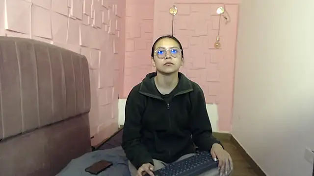Snapshot of katalina07_1 chatting on 12/05/25, 02:36 katalina07 1 online show from 12/05/25, 02:36